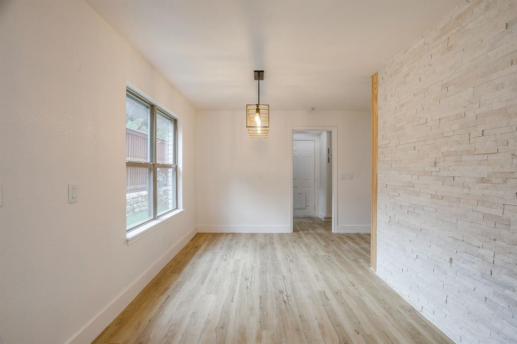 2601 Briarwood Drive Property Photo 11