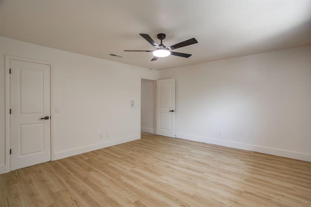 2601 Briarwood Drive Property Photo 29