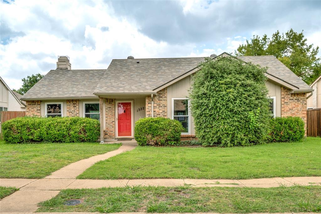 1322 Crestview Drive