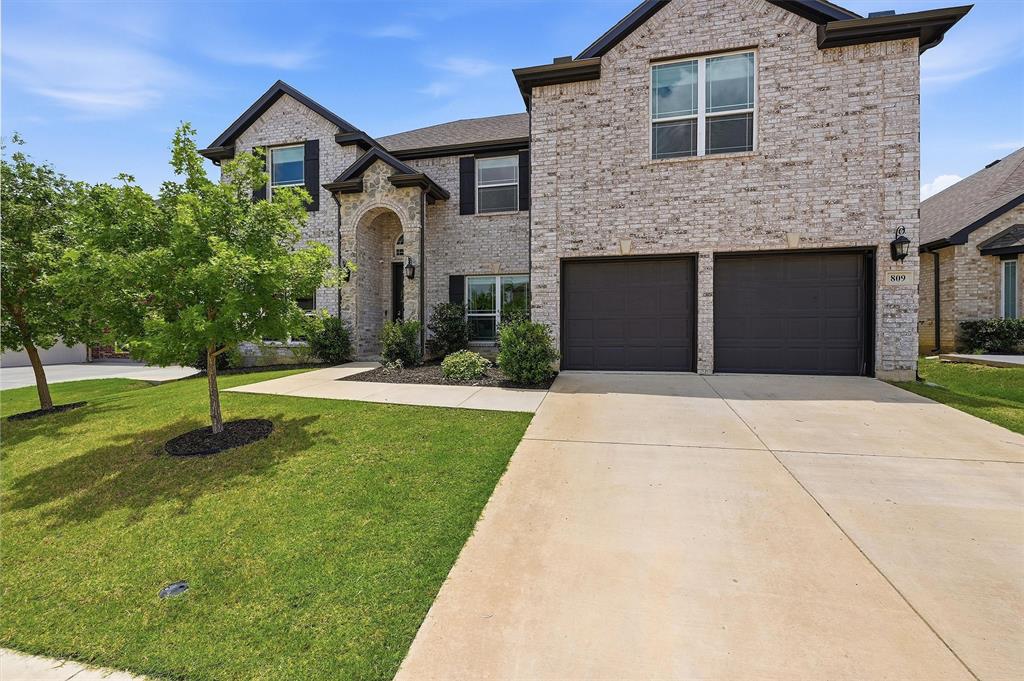 809 Violet Way