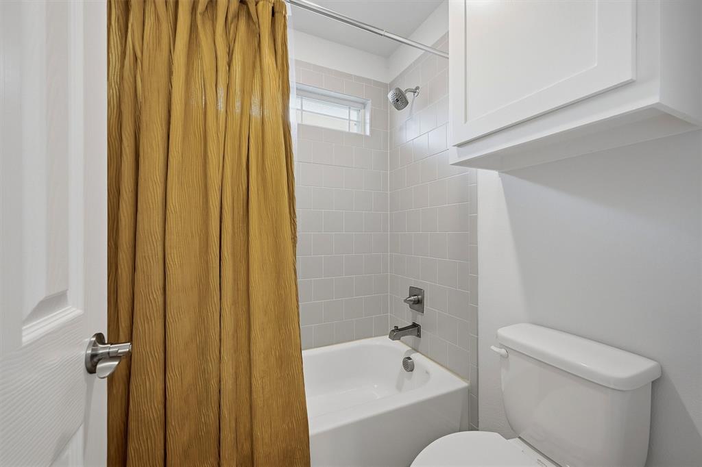 809 Violet Way Property Photo 30