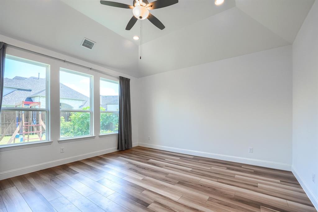 2532 Blackpool Court Property Photo 19