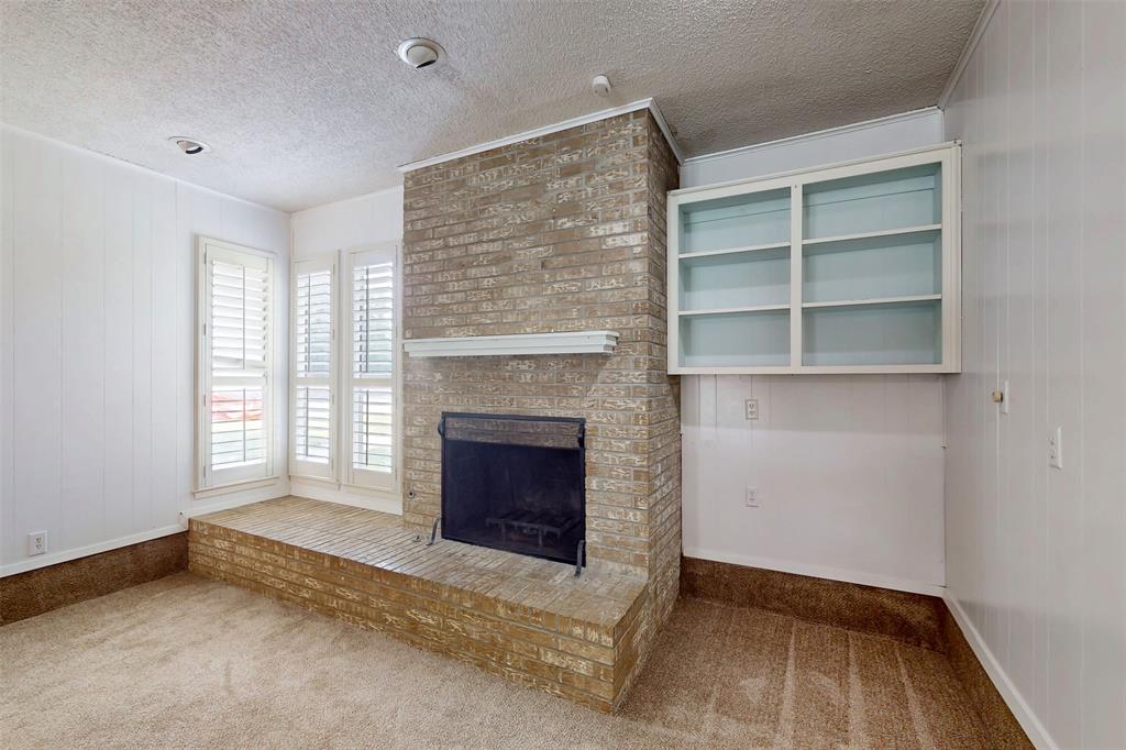 4501 Trowbridge Drive Property Photo 9