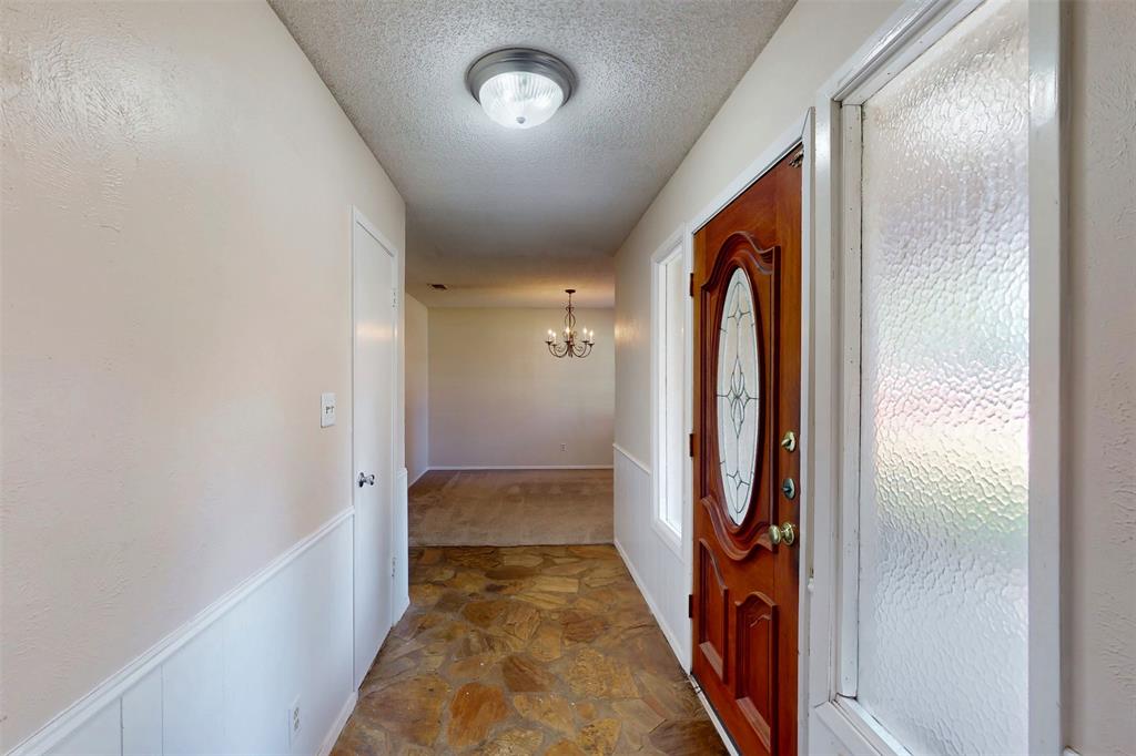 4501 Trowbridge Drive Property Photo 13