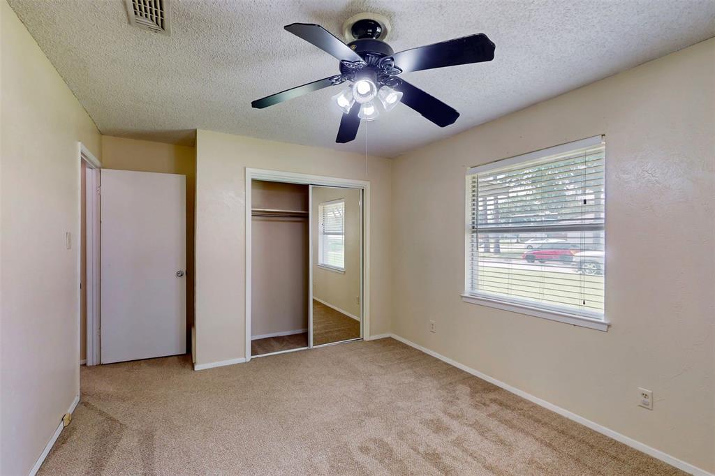 4501 Trowbridge Drive Property Photo 18