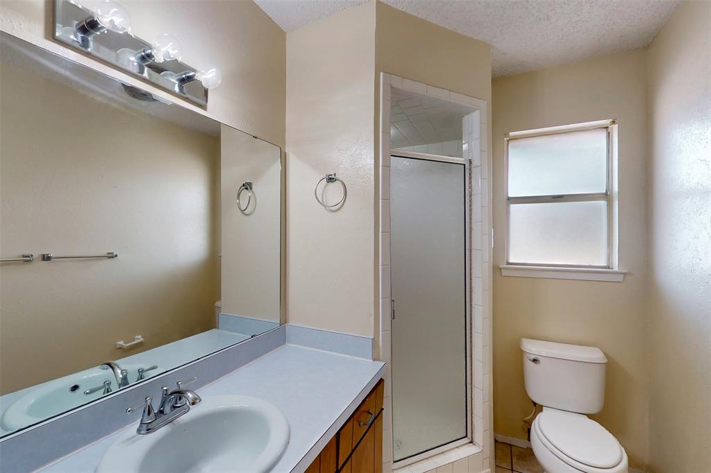 4501 Trowbridge Drive Property Photo 20
