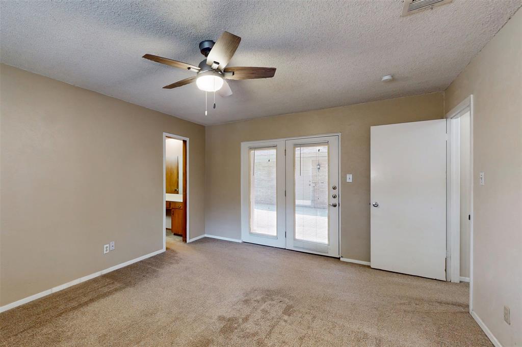 4501 Trowbridge Drive Property Photo 21