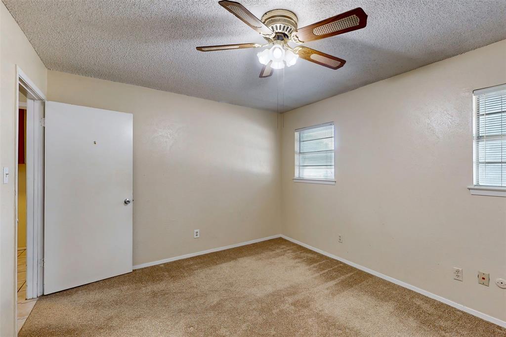 4501 Trowbridge Drive Property Photo 26