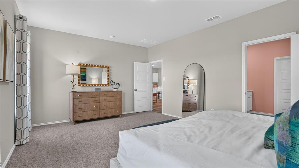 2800 Hawk Drive Property Photo 11