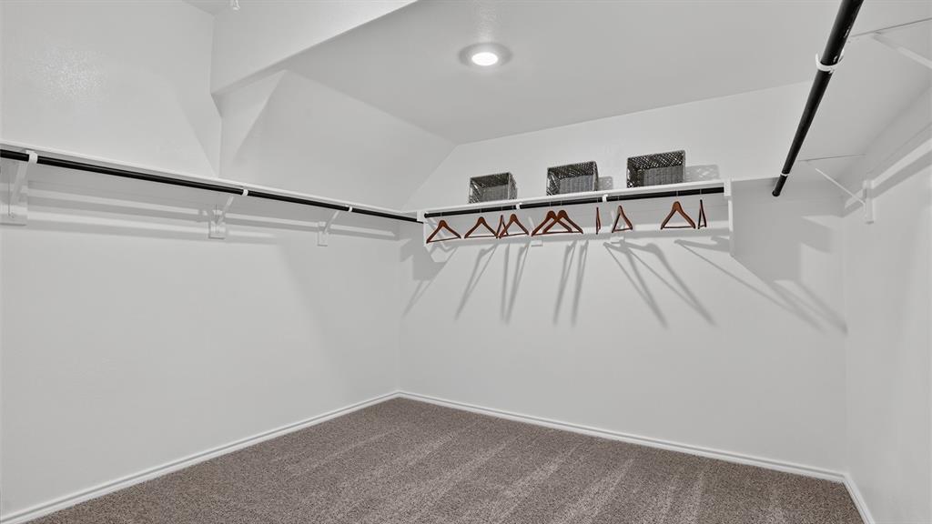 2800 Hawk Drive Property Photo 14