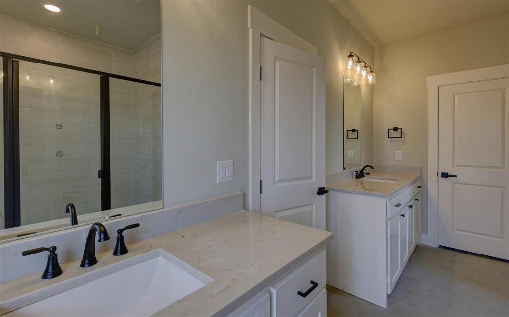101 Stillmeadow Way Property Photo 3