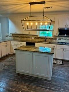 3740 Blossom Lane Property Photo 11