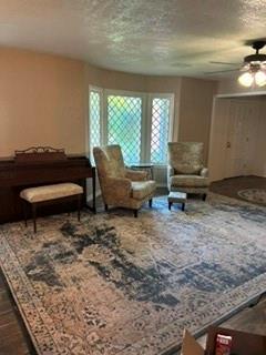 3740 Blossom Lane Property Photo 13