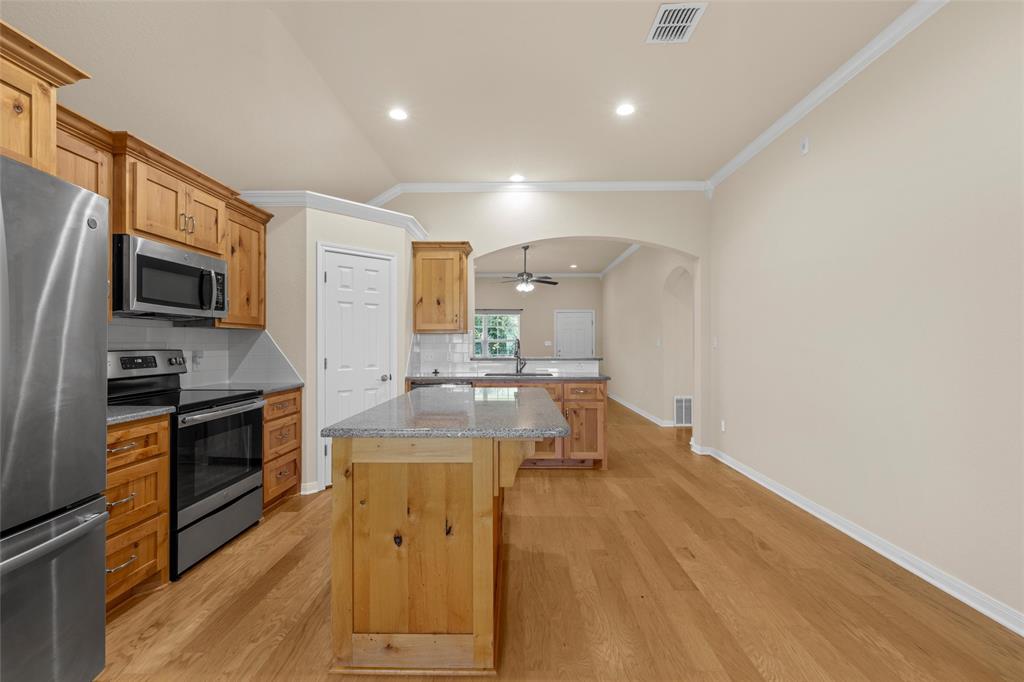 637 Hoffmeyer Lane Property Photo 8
