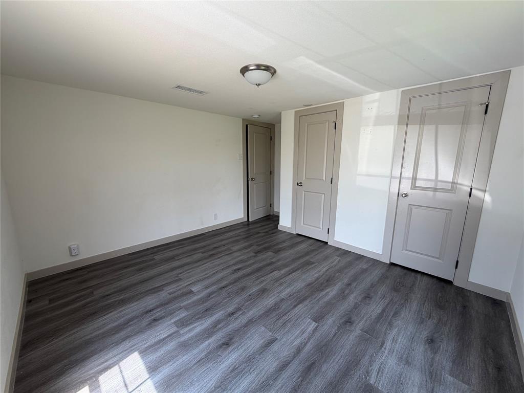 605 N Pine Street Property Photo 6