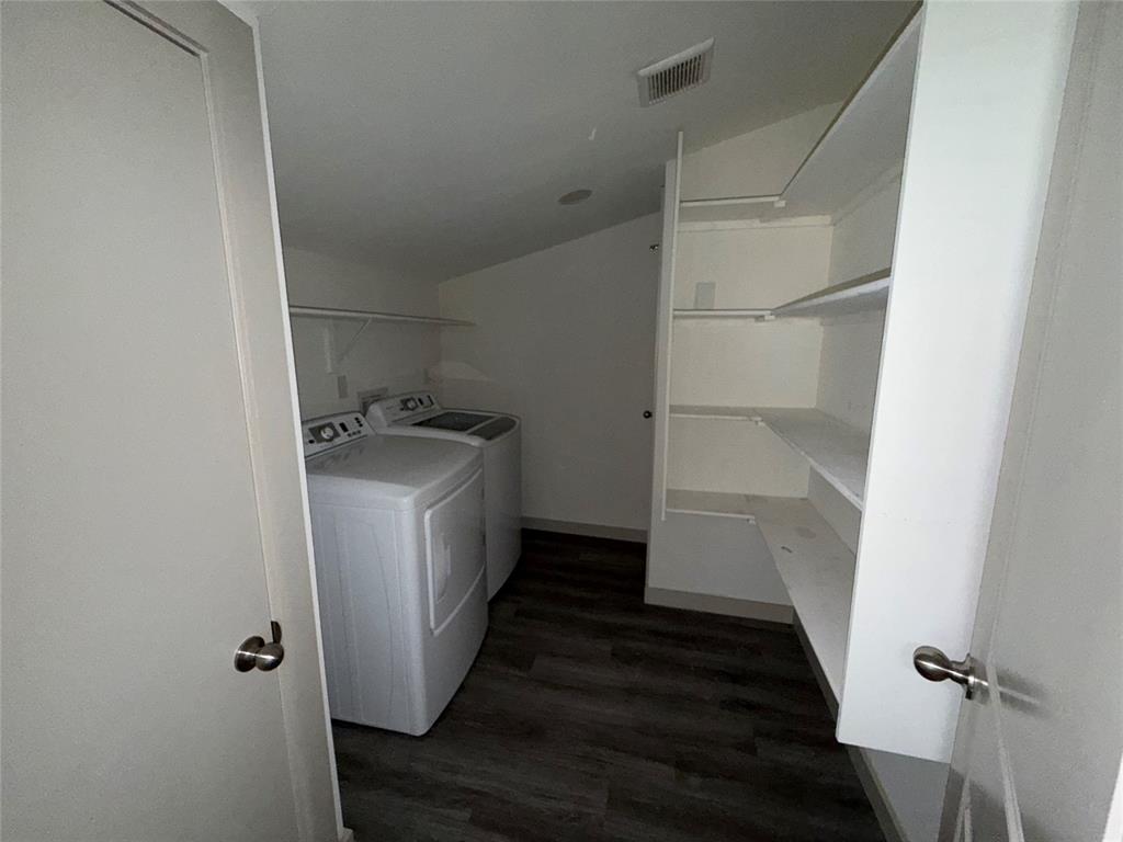 605 N Pine Street Property Photo 10