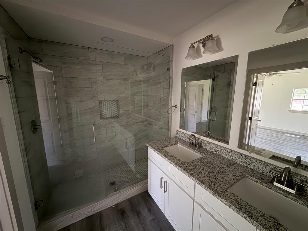 605 N Pine Street Property Photo 12
