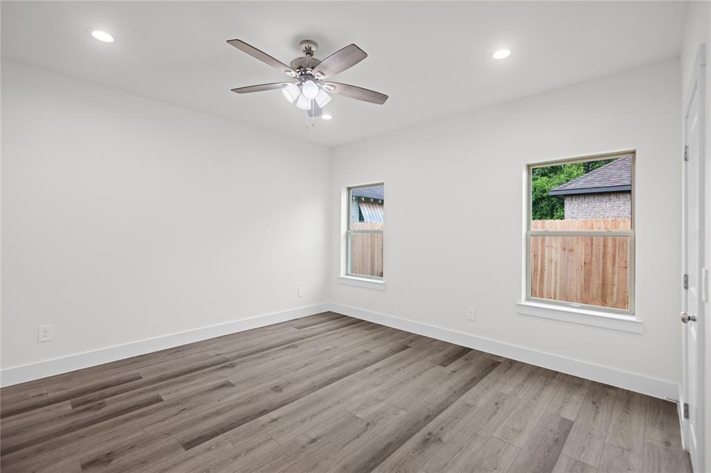 209 W Bonham Street Property Photo 14