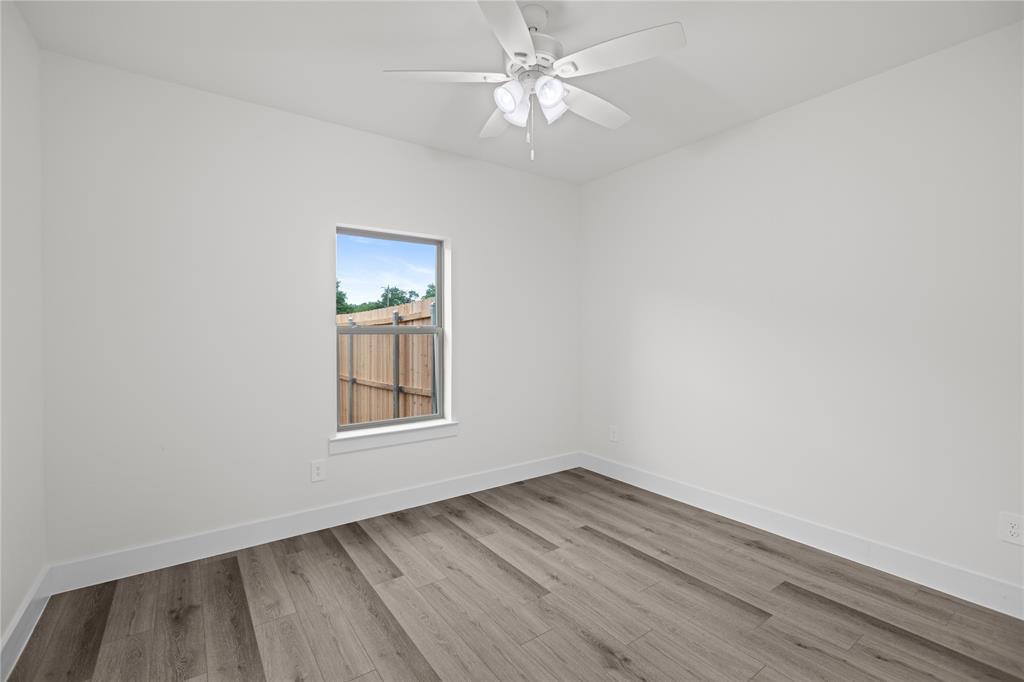 209 W Bonham Street Property Photo 17