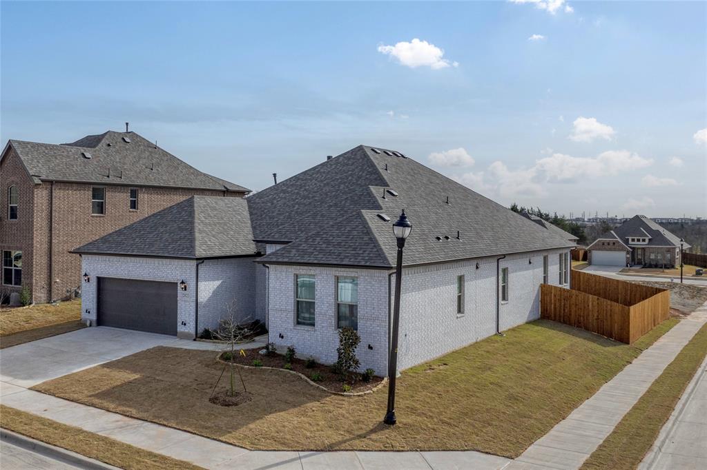 2822 Dolomite Drive Property Photo 2