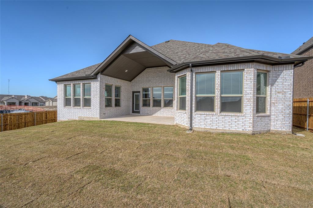 2822 Dolomite Drive Property Photo 7