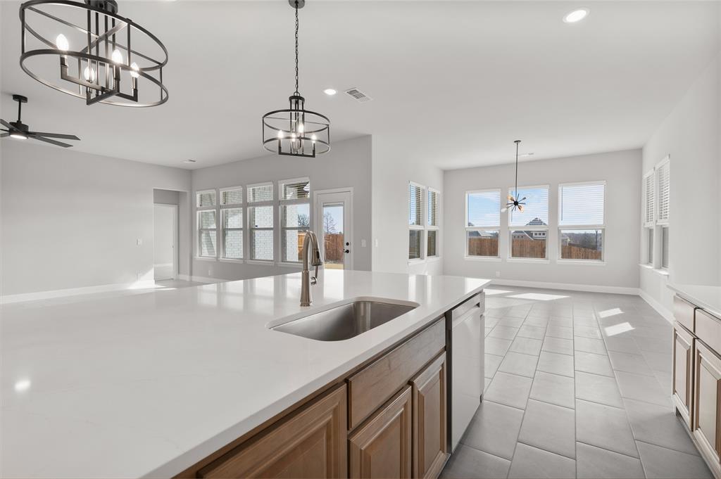 2822 Dolomite Drive Property Photo 15