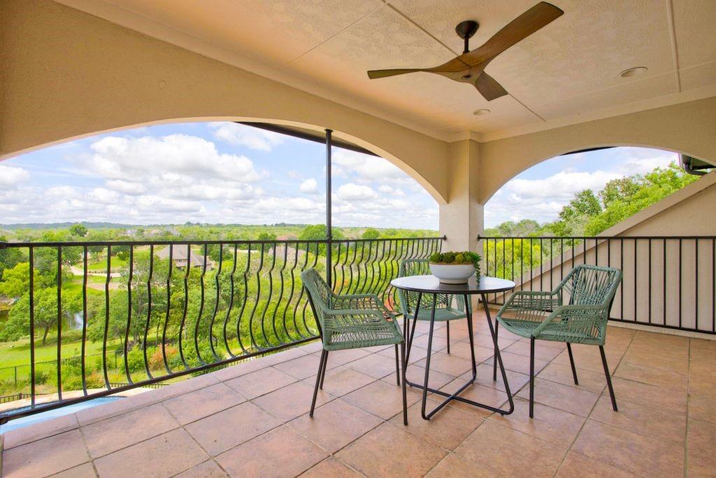 137 Crest Canyon Drive Property Photo 25