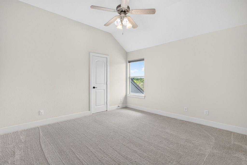 137 Crest Canyon Drive Property Photo 27
