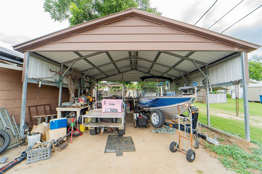 1211 W Hullum Street Property Photo 22