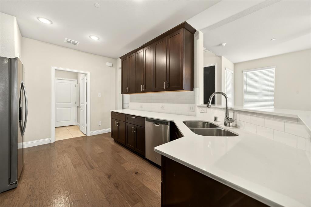 4857 Pasadena Drive Property Photo 8