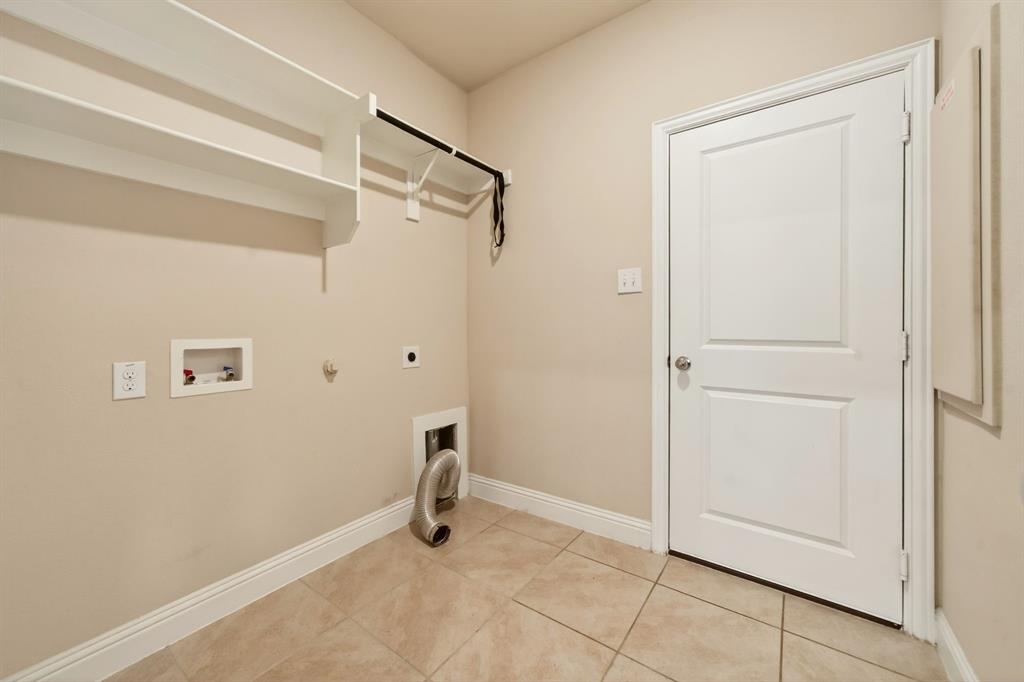 4857 Pasadena Drive Property Photo 12