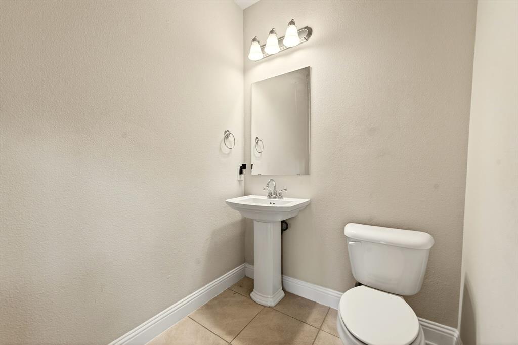 4857 Pasadena Drive Property Photo 13