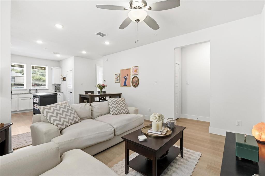 7688 Resting Mews Property Photo 4