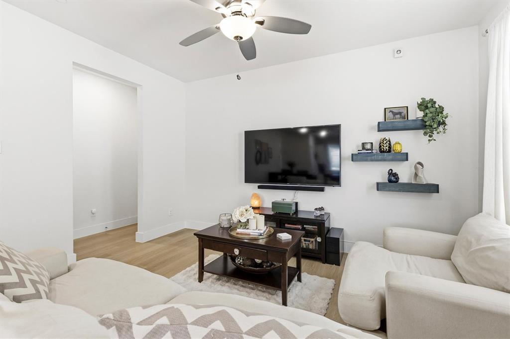 7688 Resting Mews Property Photo 5