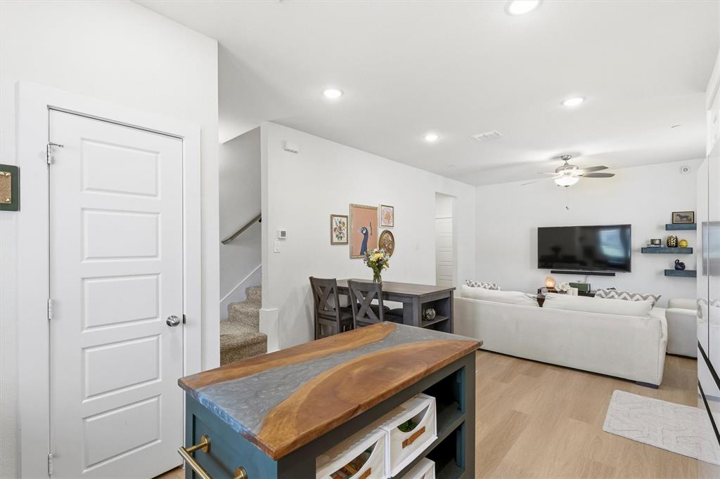 7688 Resting Mews Property Photo 8