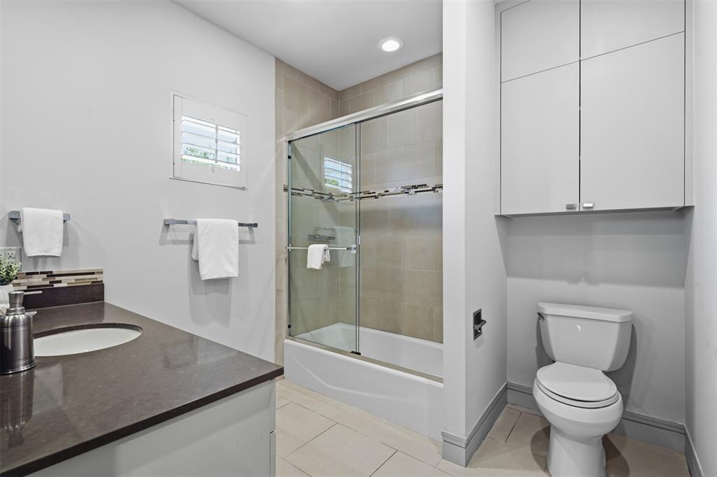 5211 Miller Avenue Property Photo 28