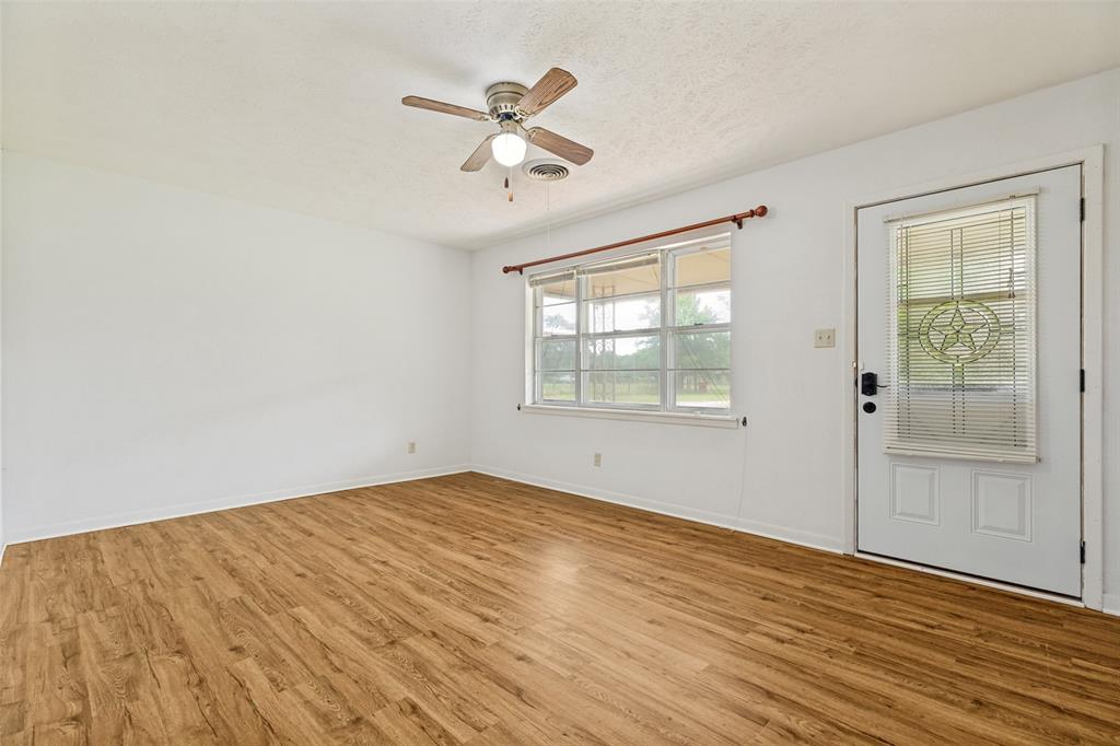 5083 N State Highway 78 Highway Property Photo 8