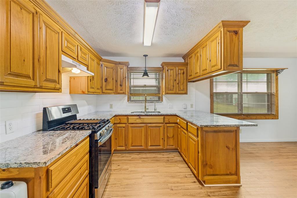 5083 N State Highway 78 Highway Property Photo 11
