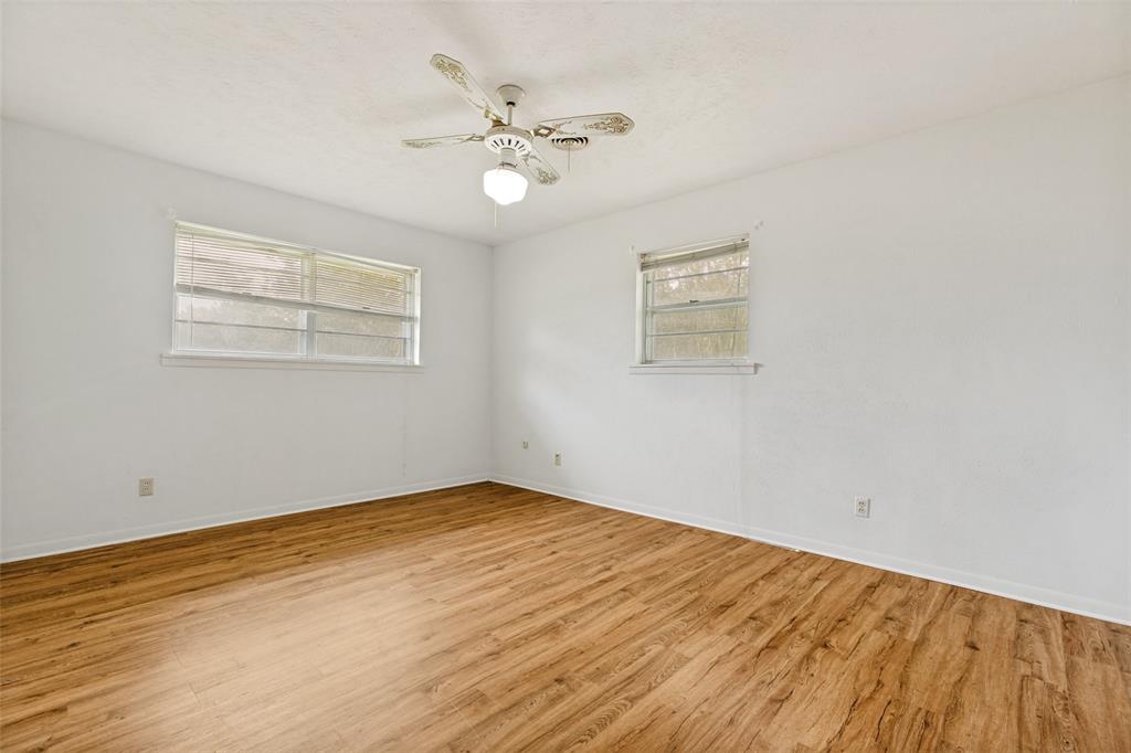 5083 N State Highway 78 Highway Property Photo 15