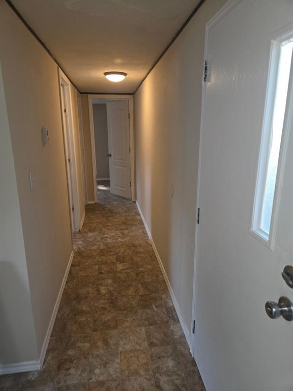 29 Thousands Oaks Drive Property Photo 2
