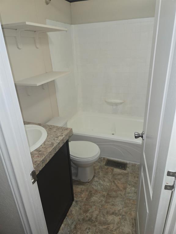 29 Thousands Oaks Drive Property Photo 4