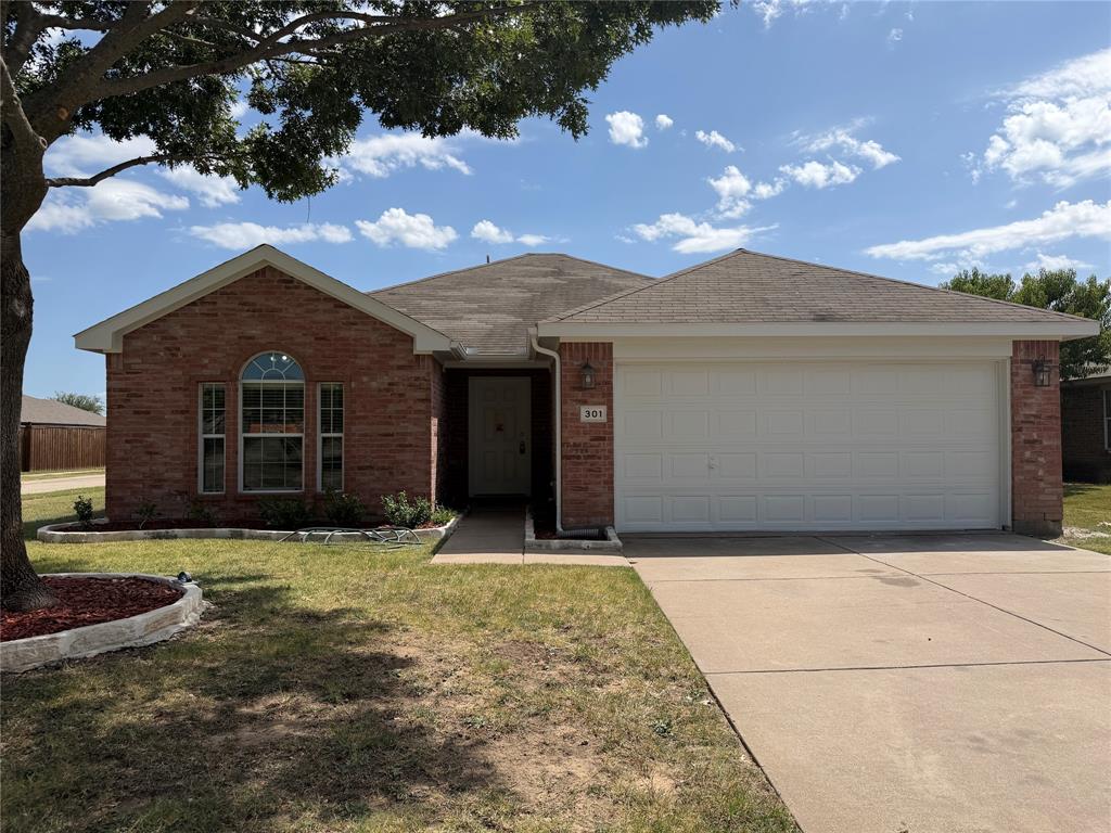 301 Meadow Lark Lane Property Photo 1