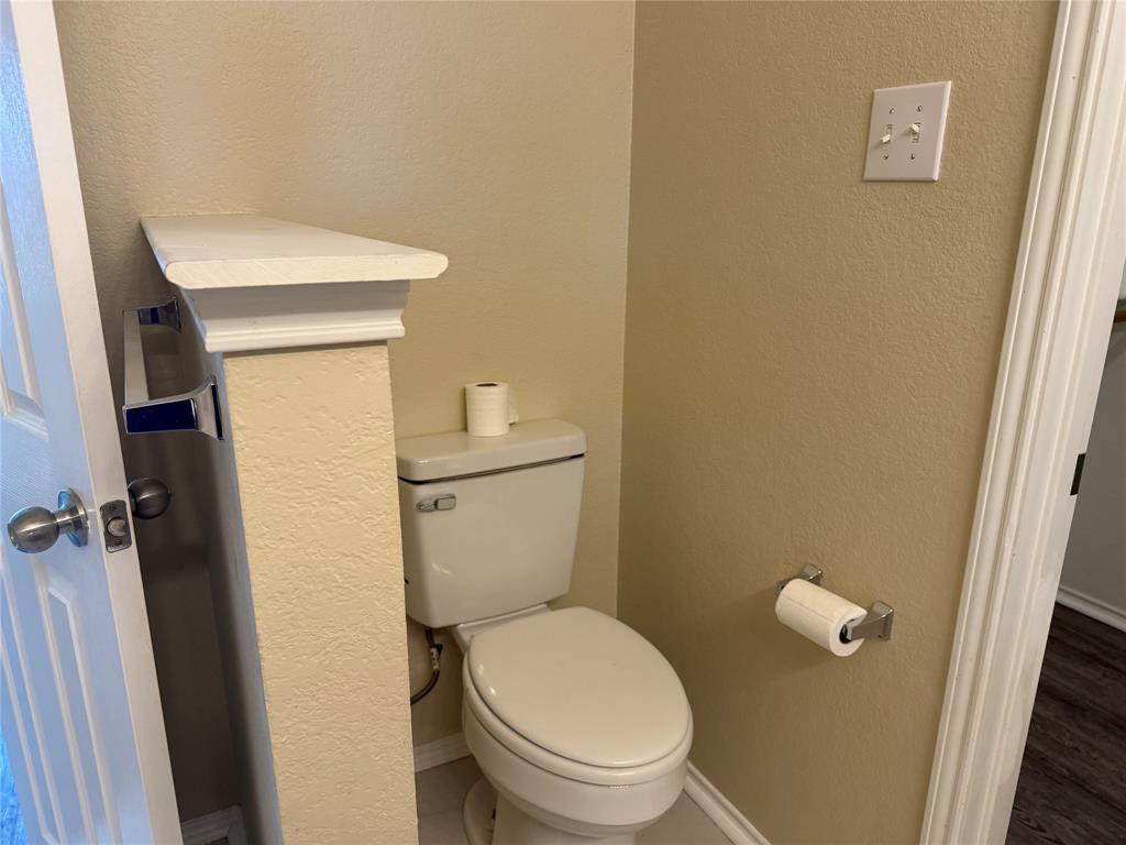 301 Meadow Lark Lane Property Photo 15