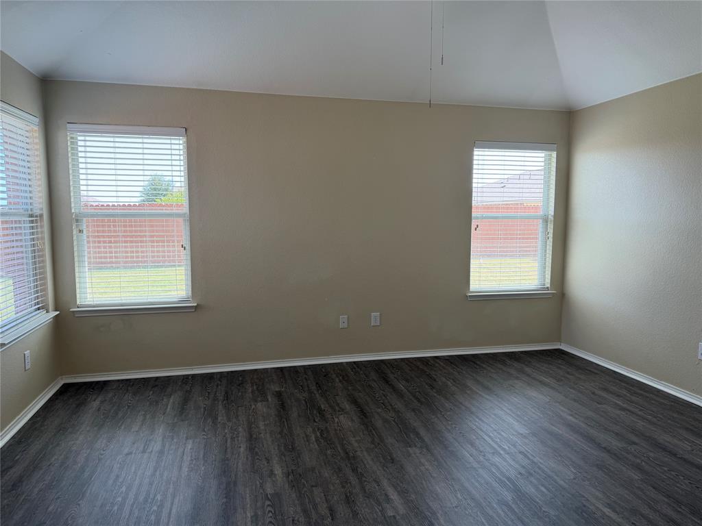 301 Meadow Lark Lane Property Photo 17