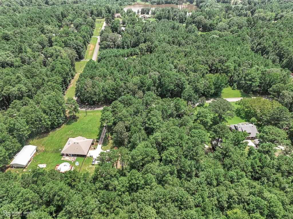 F-1 Normandie Lane Property Photo 6