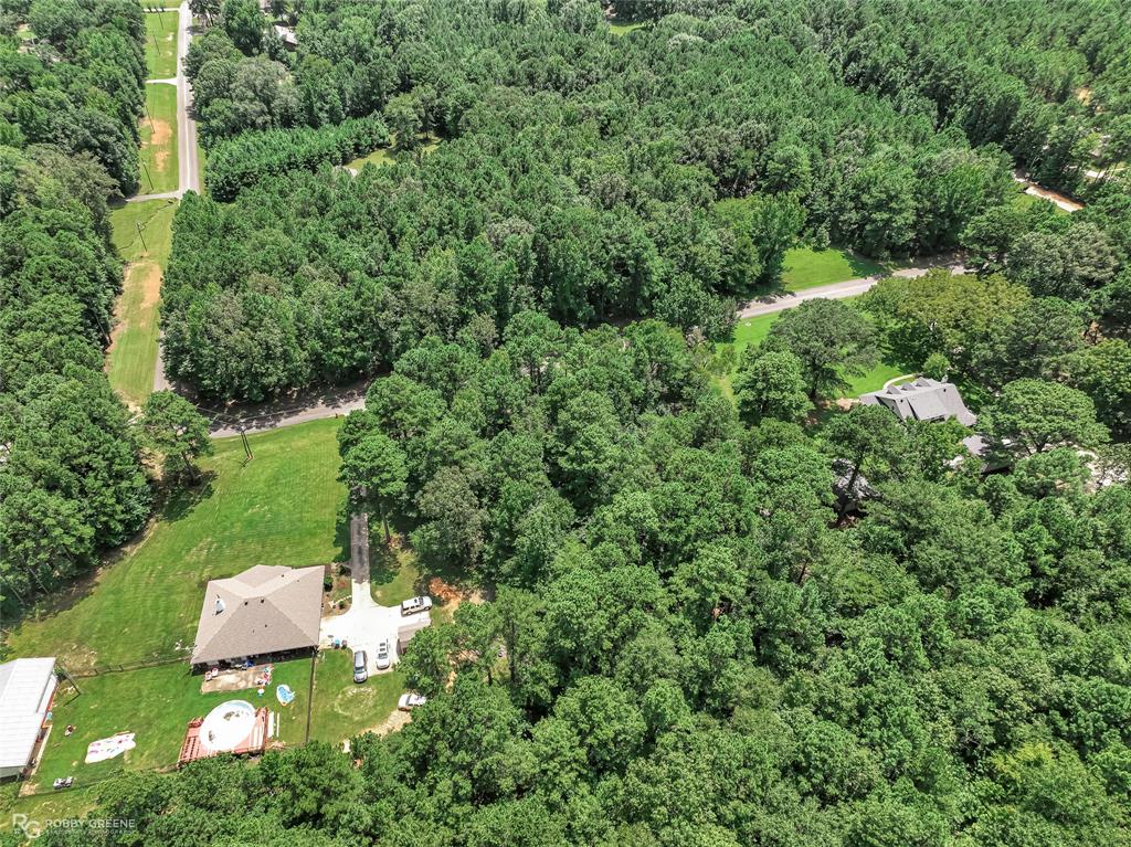 F-1 Normandie Lane Property Photo 7