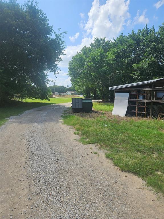 517 S Main Highway Property Photo 6