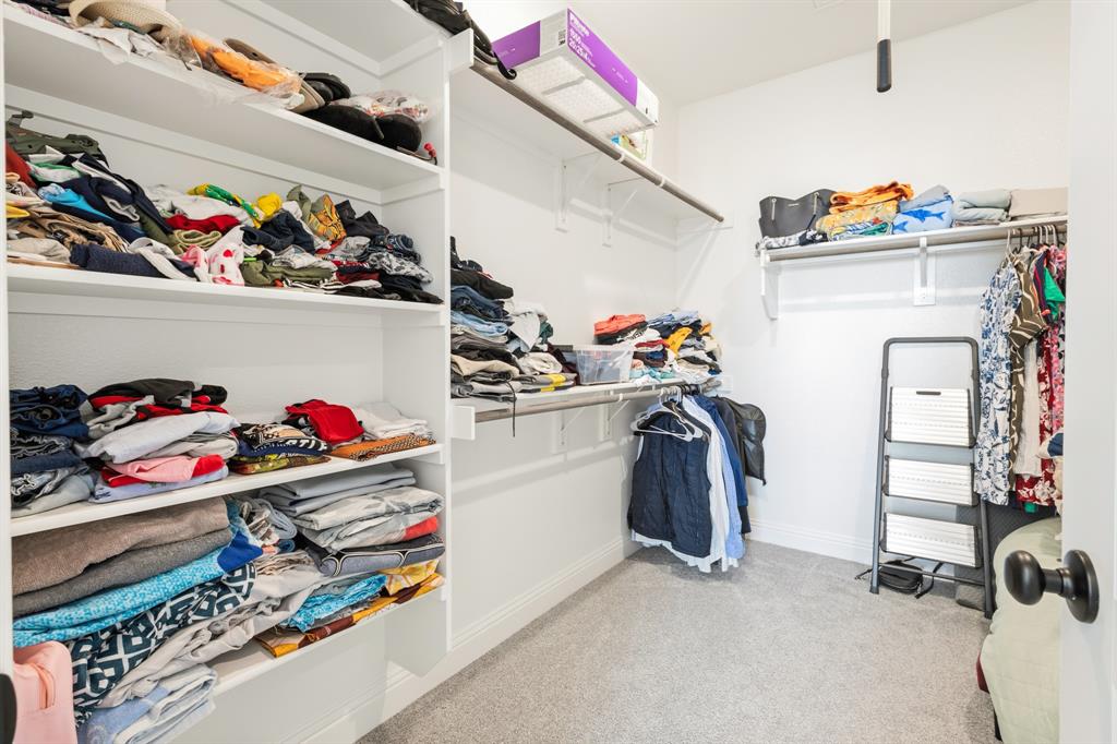 2532 Campden Mews Property Photo 13
