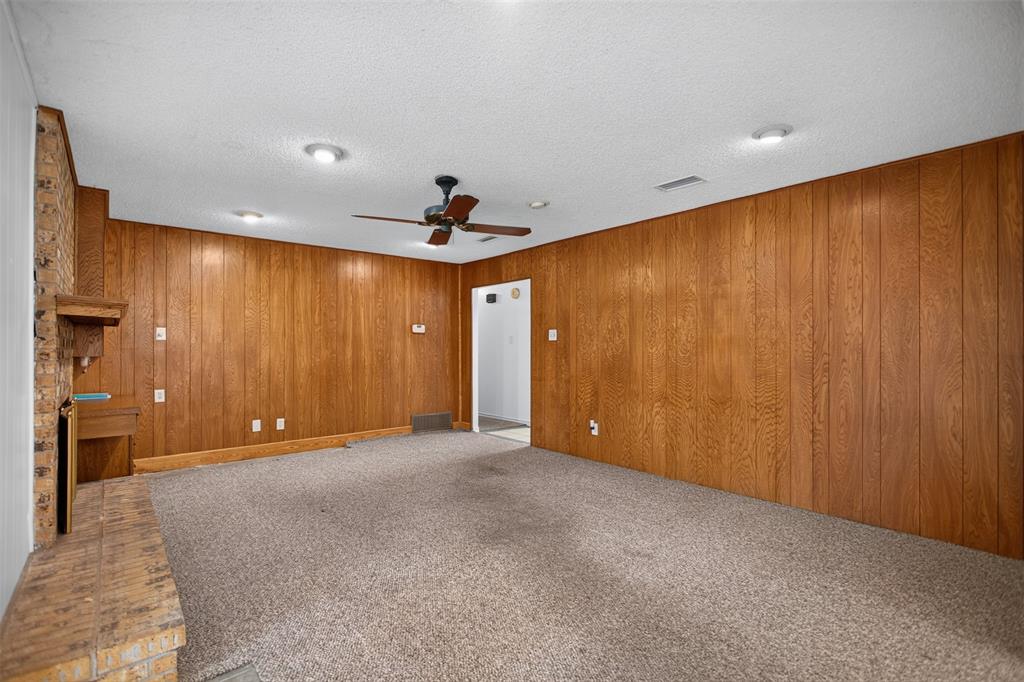 1007 Johnson Lane Property Photo 18