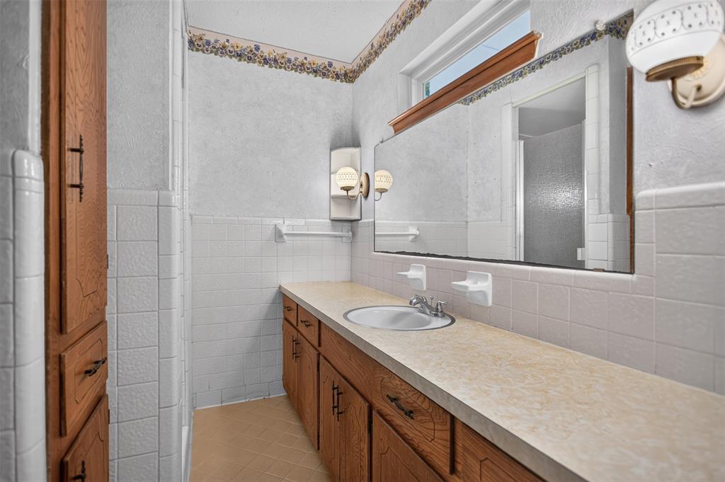 1007 Johnson Lane Property Photo 29